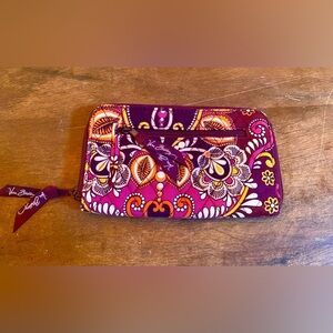 🔥Vera Bradley Wristlet🔥